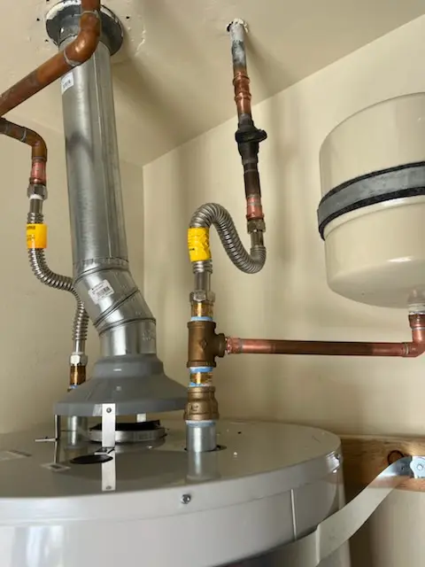 Water heater installation and plumbing repair in Briar Manor